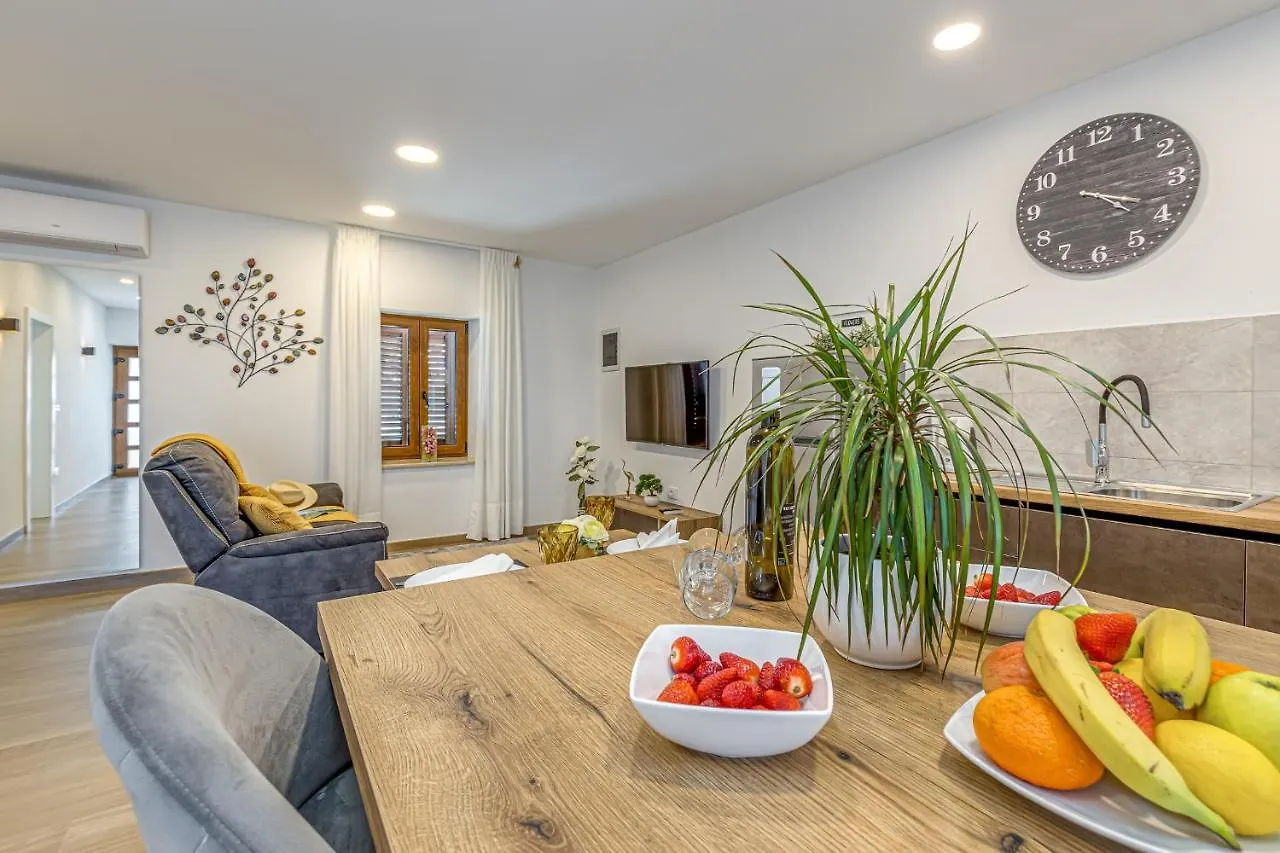 Guest house Apartment Nilda II Musalez