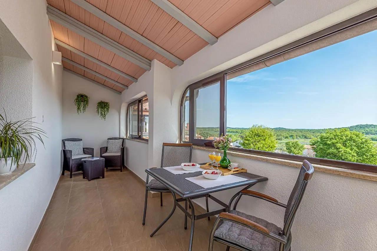 Apartment Nilda II Musalez 3*,