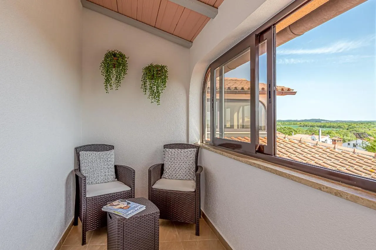 Apartment Nilda II Musalez 3*,  Croatia