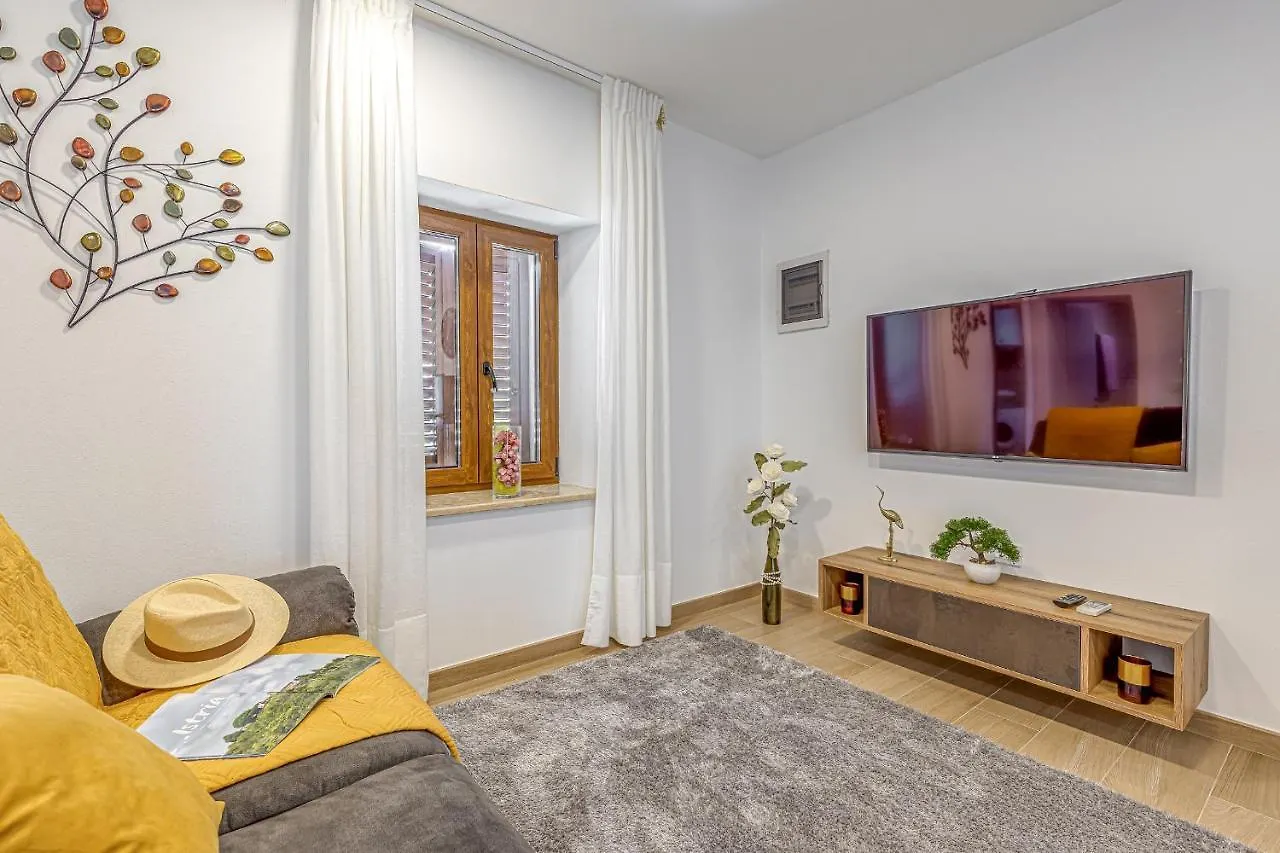 Apartment Nilda II Musalez 3*,
